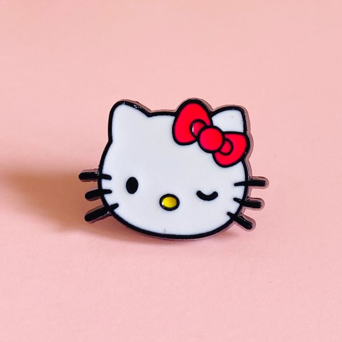 Pins Hello Kitty
