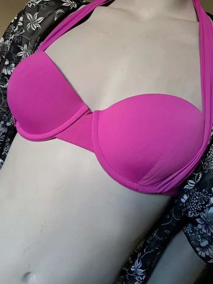 Haut de maillot bain de soleil - photo numéro 2