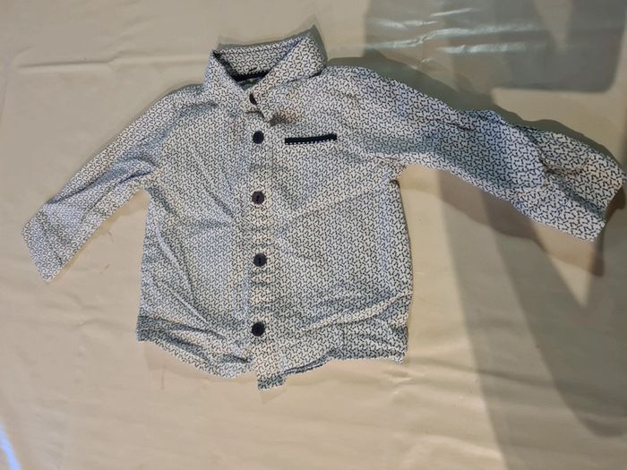 1 chemise cérémonie Grain de blé 6M