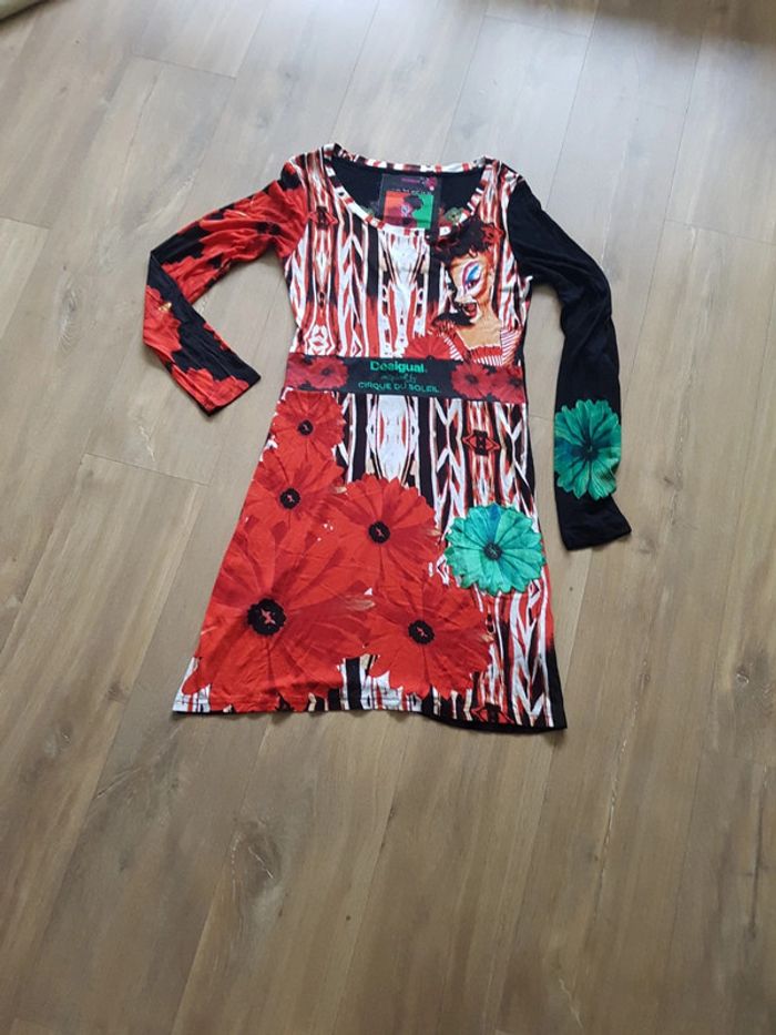 Robe Desigual