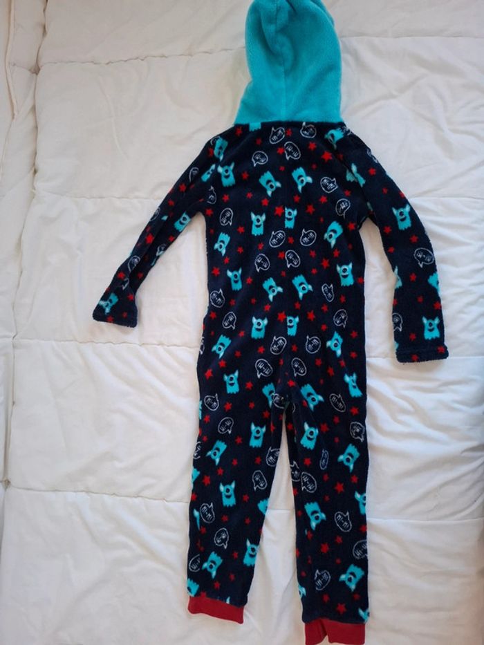 Sur pyjama 6 ans - photo numéro 3
