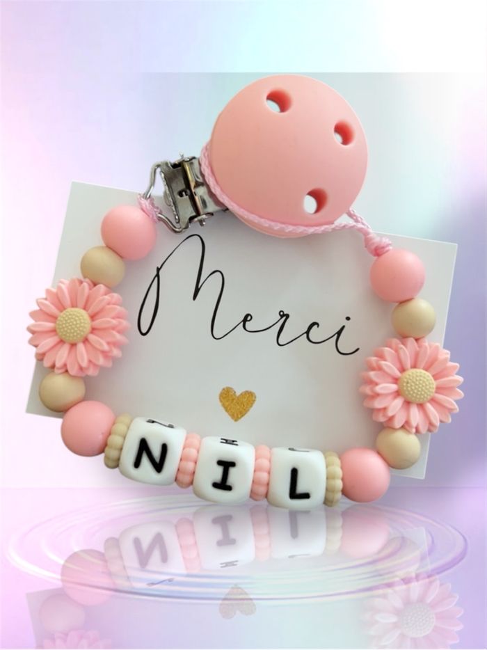 Attache tétine, anneau de dentition & porte clé - photo numéro 4