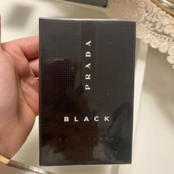 Parfum black prada