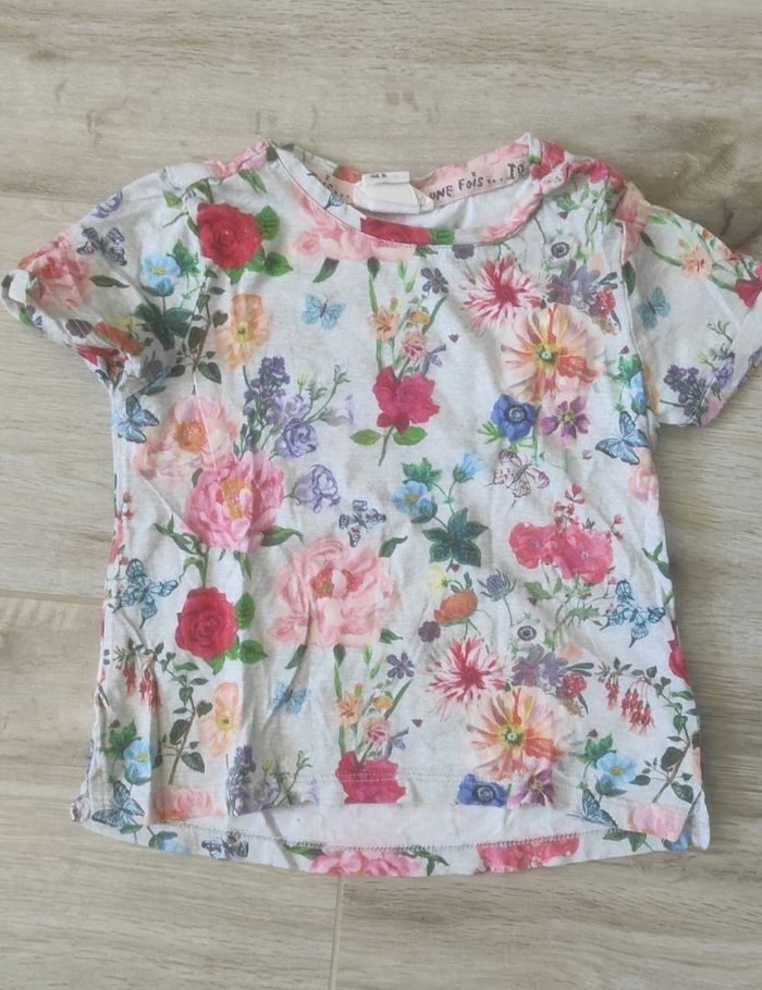 Tee short fleur