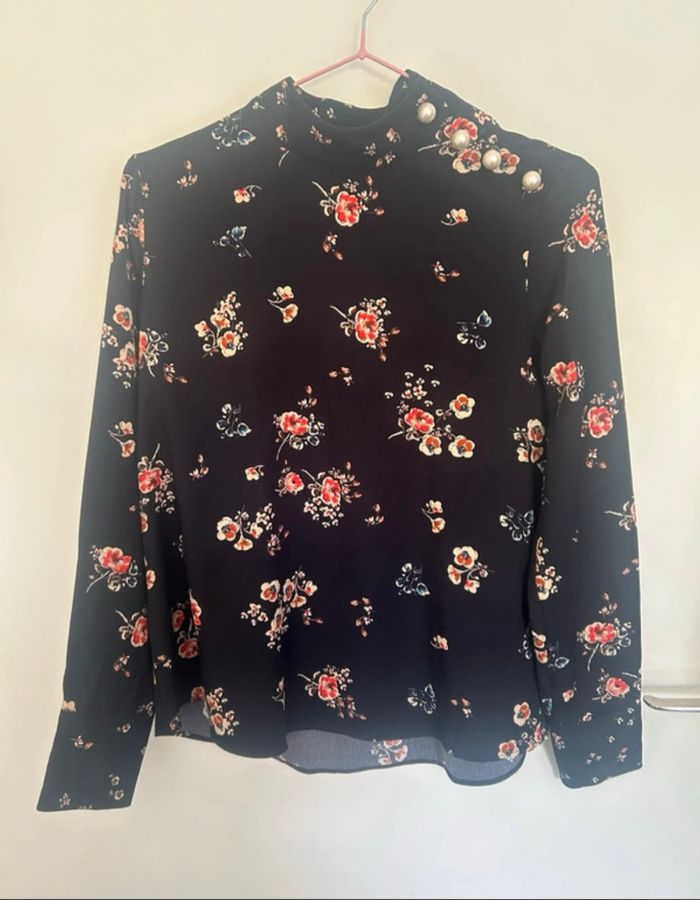 Blouse Zara fleurie - photo numéro 2