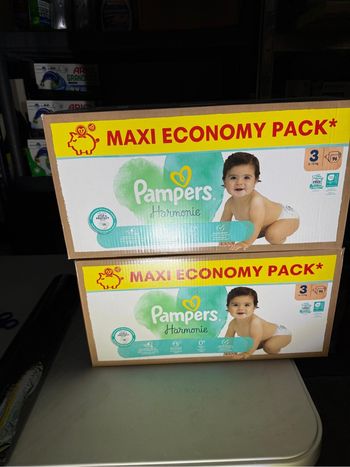 Lot couche Pampers Harmonie T3