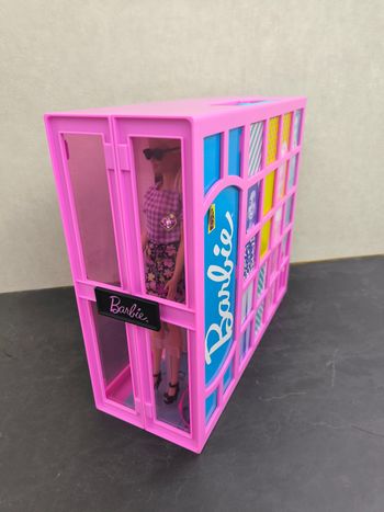 Dressing Barbie