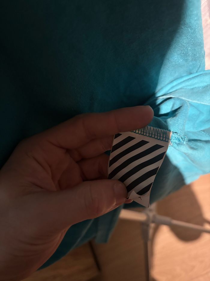 T-shirt Off-White taille M - photo numéro 6