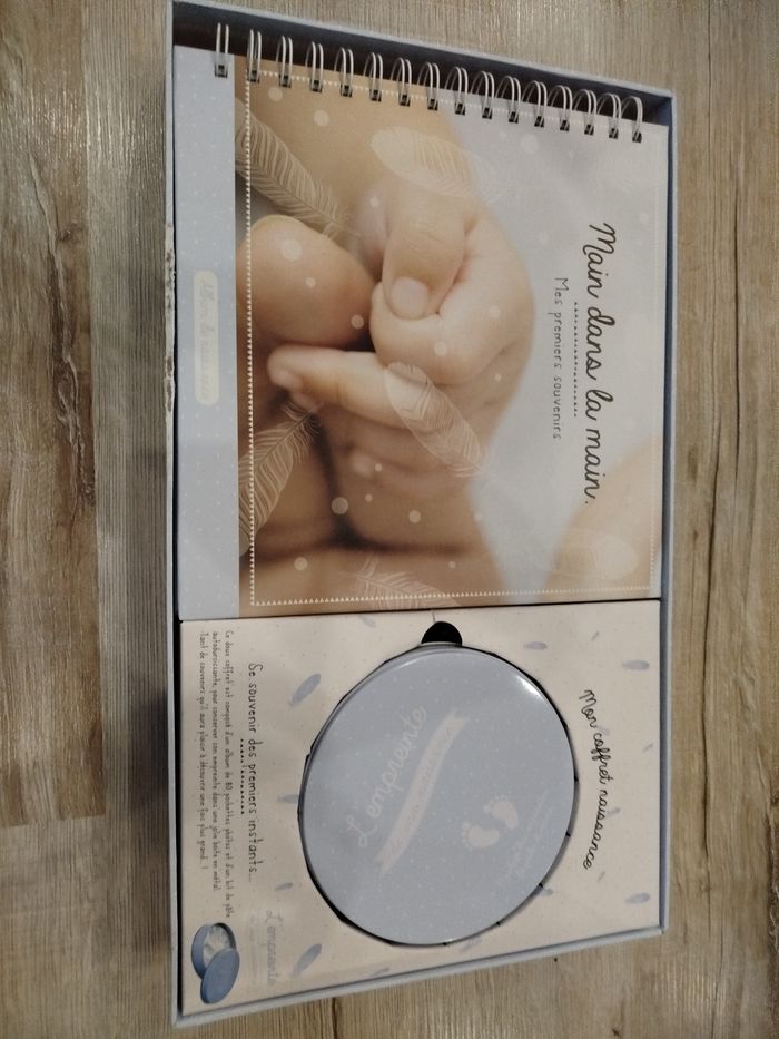 Coffret naissance (empreinte + album)
