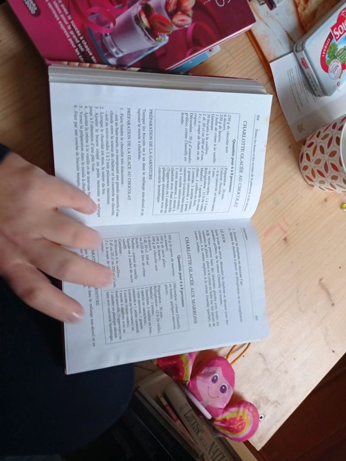 Livre toutes les bases et les recettes de la pâtisserie et des desserts - photo numéro 7