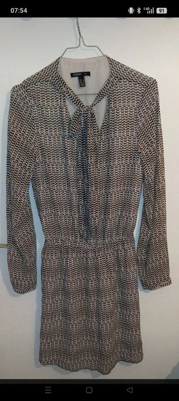 Robe courte manches longues 