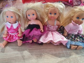 Petite poupées quadruplé