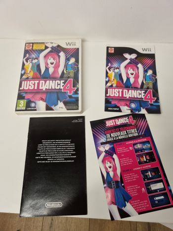 Boite avec notices Just Dance 4 Wii