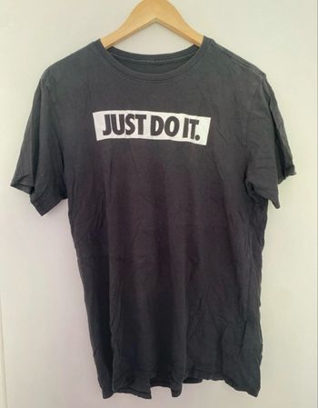 Tee-shirt Nike taille L