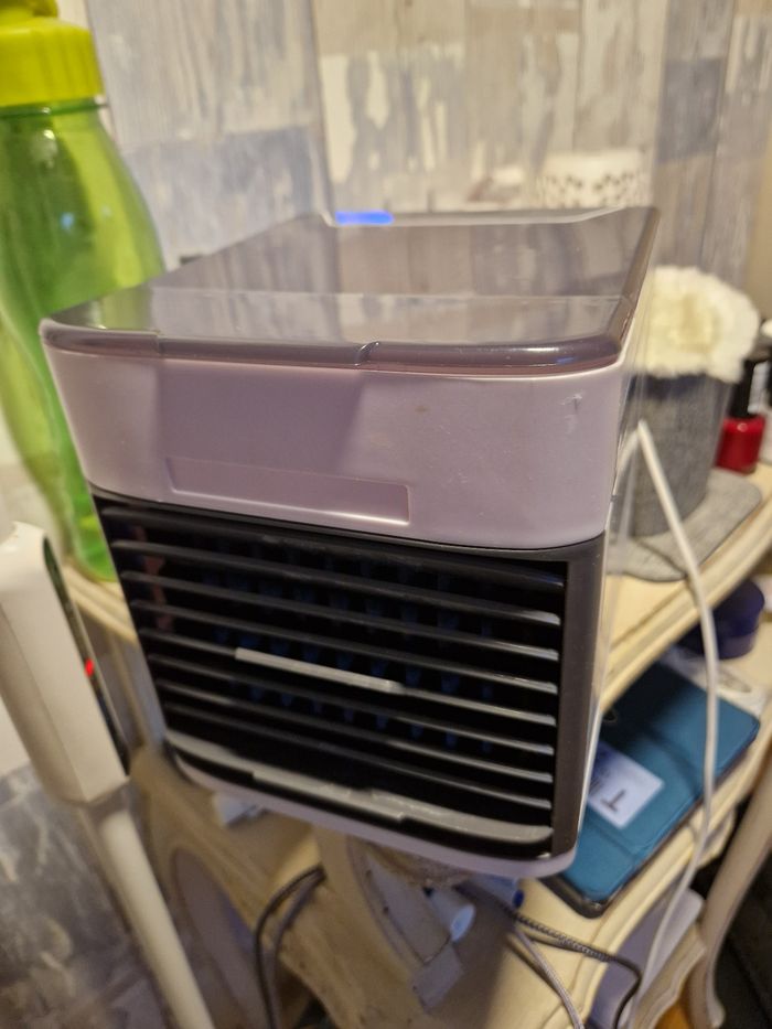 Petit climatiseur de table - photo numéro 2