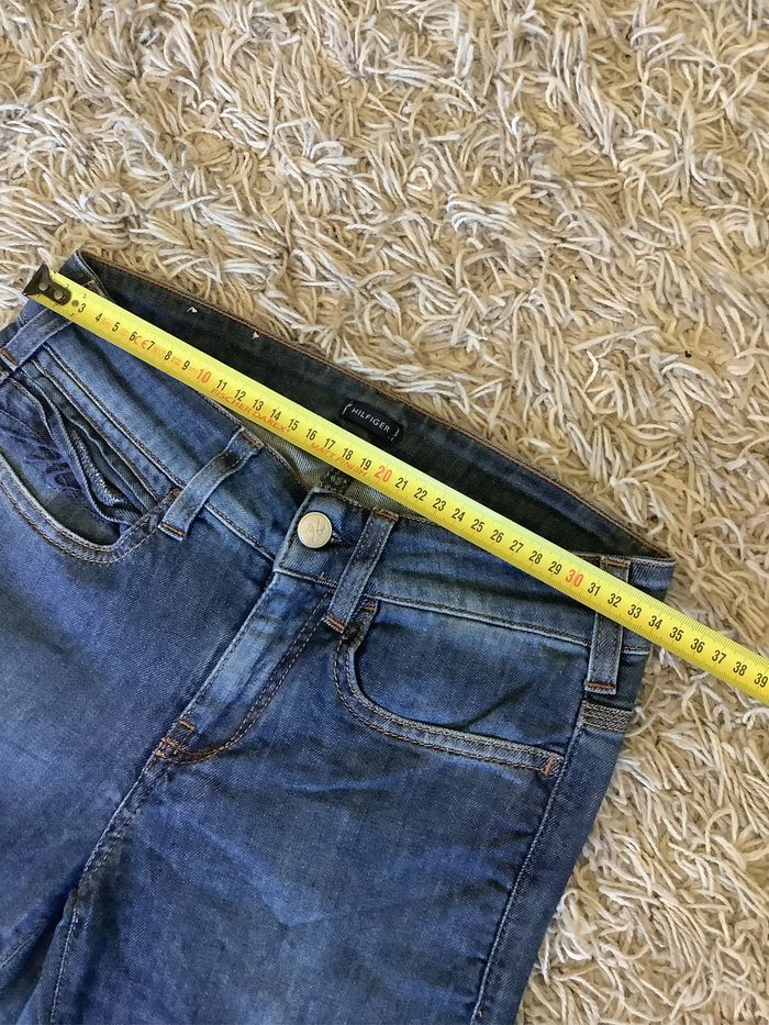 Jeans Hifilger en très bon état  Taille 34 - photo numéro 4