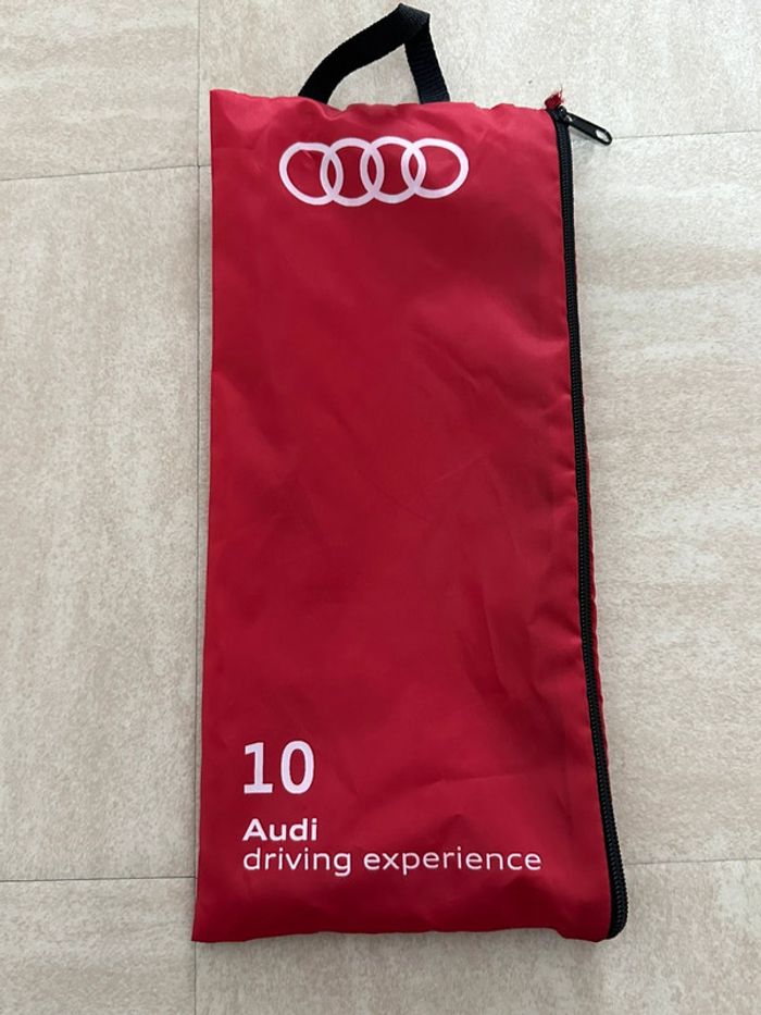 Gants et Cagoule Audi - photo numéro 10