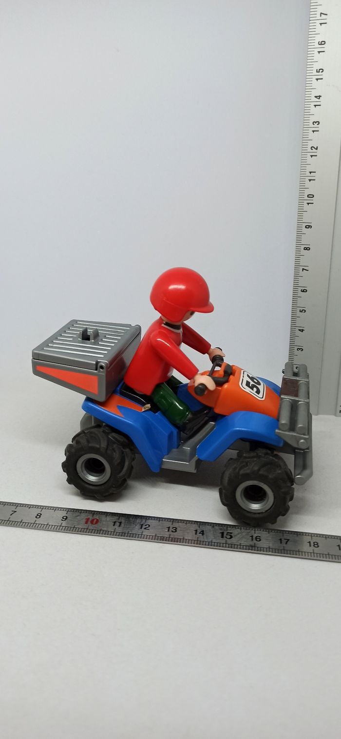 Homme secouriste avec quad à friction playmobil - photo numéro 3