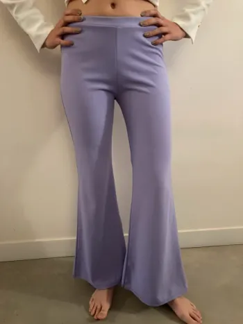 Pantalon parme pattes d’éléphant