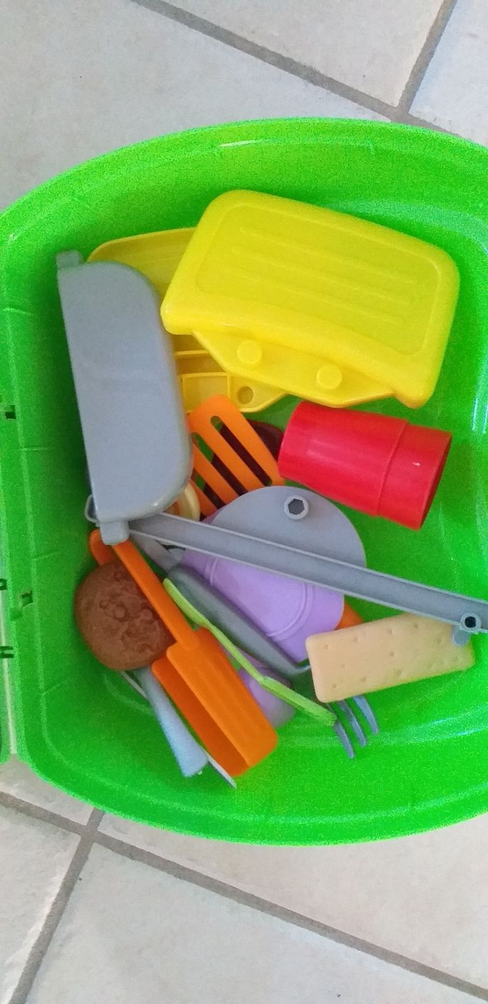 Valisette dinette - photo numéro 2