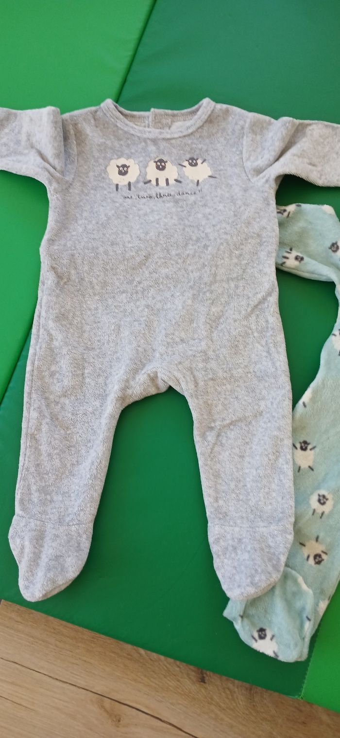 Lot 2 pyjamas - photo numéro 2