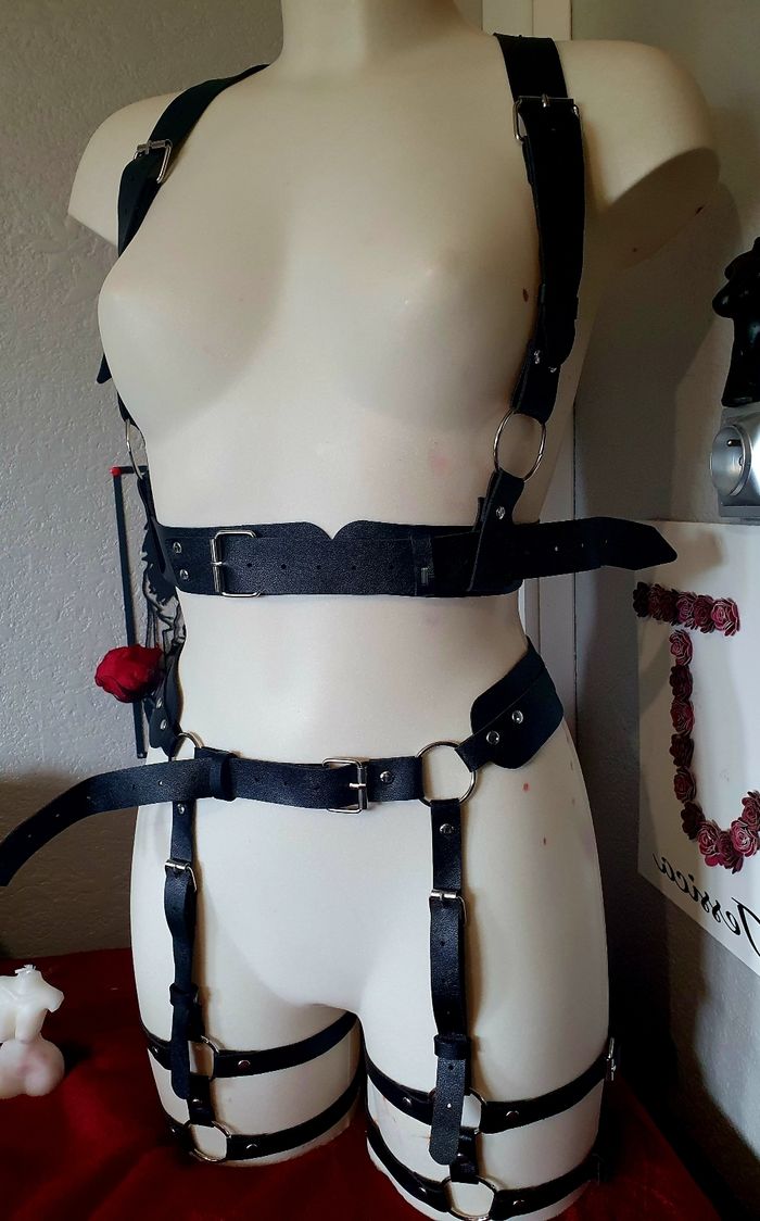 Ceintures de corps noires épaisses festival bondage bdsm - photo numéro 3