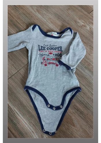 Jolie  odyssée bodie Lee Cooper 18 mois