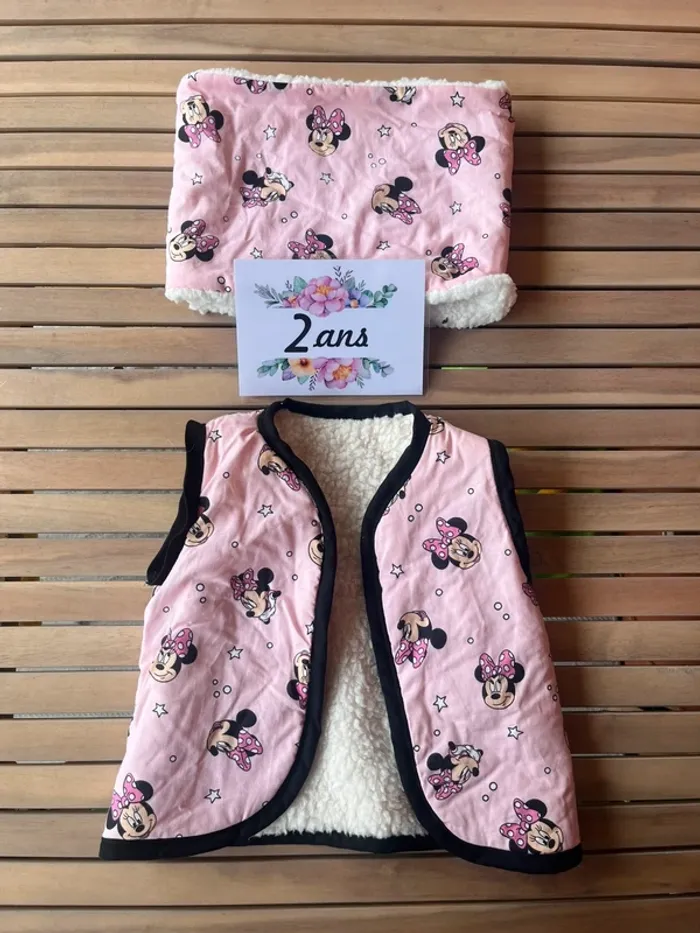 Ensemble gilet et tour de cou Minnie 3 ans