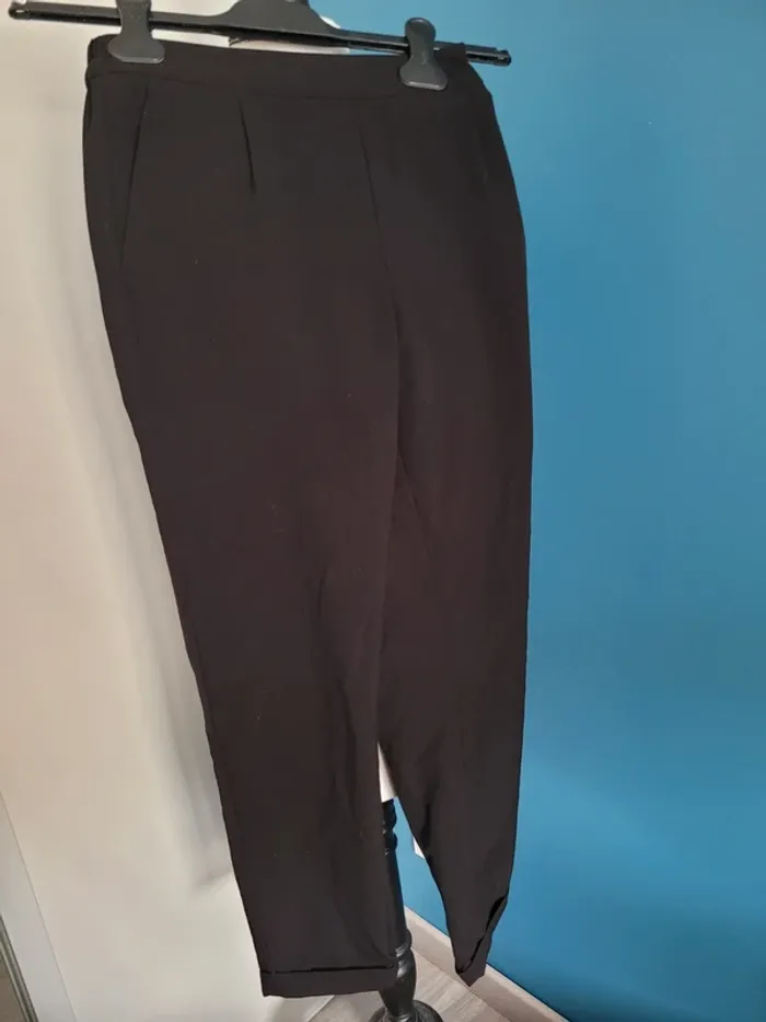 Pantalon cache-cache