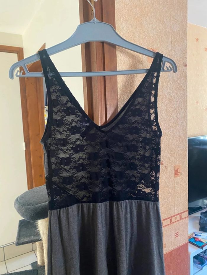 superbe robe avec dentelle taille 36 - photo numéro 5