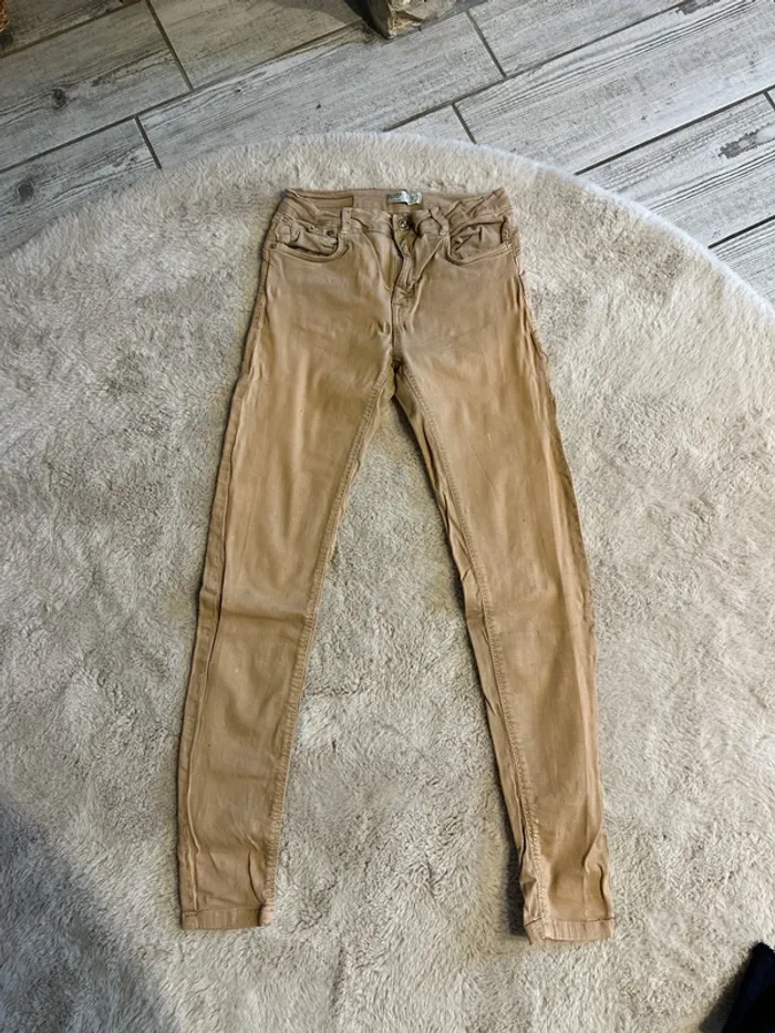 Slim push up Bershka jaune moutarde 38
