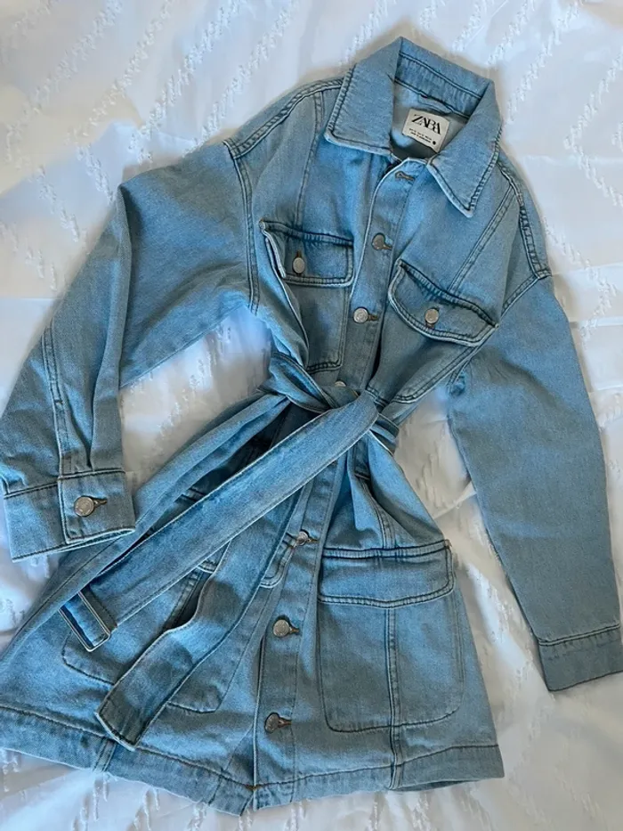 Robe en jean Denim Zara avec ceinture taille XS - photo numéro 2
