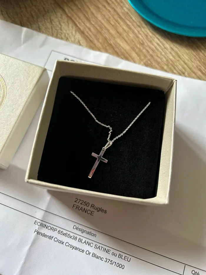 Chaîne plus croix en or blanc - photo numéro 4