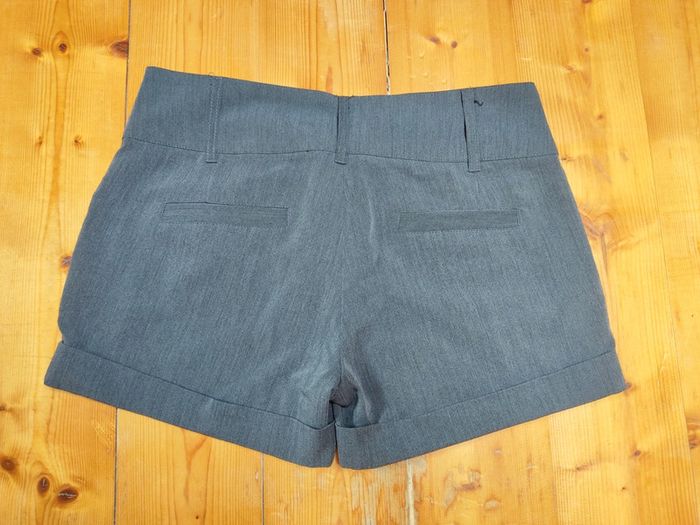 🌺short hiver gris women only taille 40🌺 - photo numéro 4