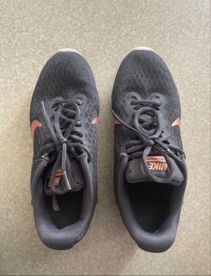 Baskets nike - photo numéro 5