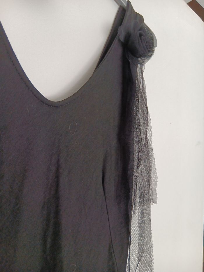 Robe noire asymétrique - photo numéro 4