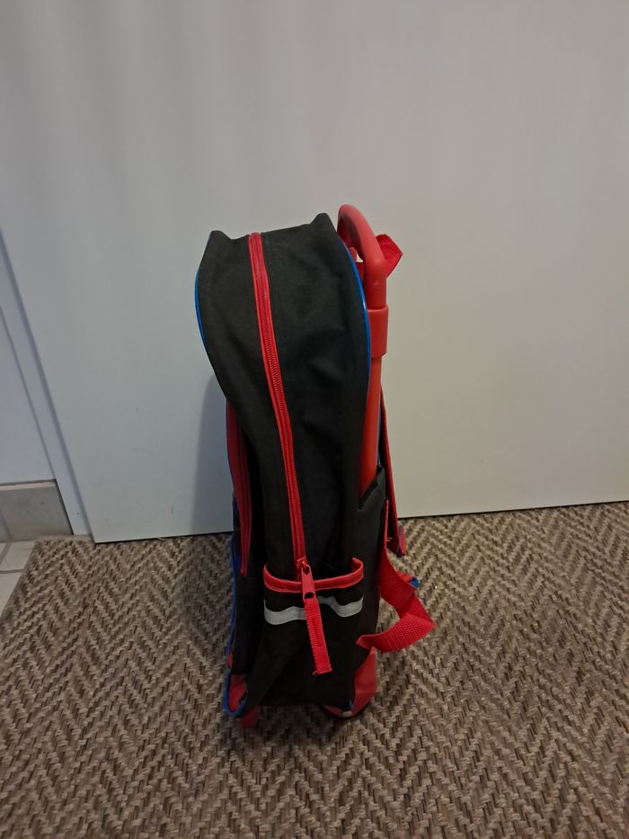 Sac à roulettes Marvel - photo numéro 4