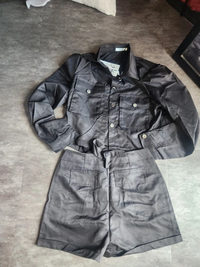 Ensemble veste short noir - photo numéro 4