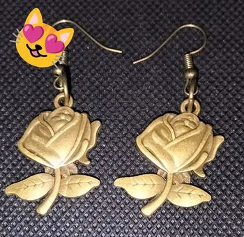 Boucle d'oreille bronze rose