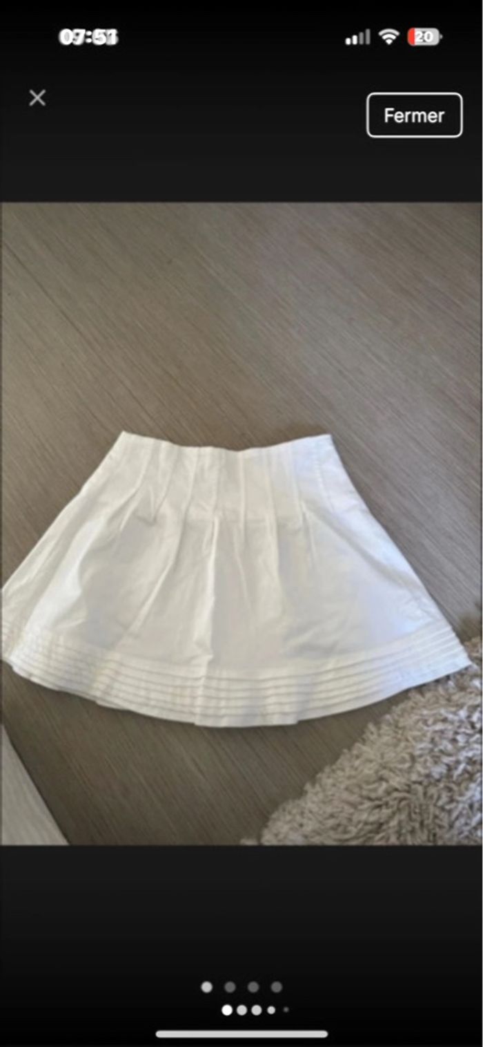 Jupe tartine et chocolat blanche quasi neuf 6 ans