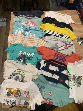 Lot tee shirts garçon 4 ans
