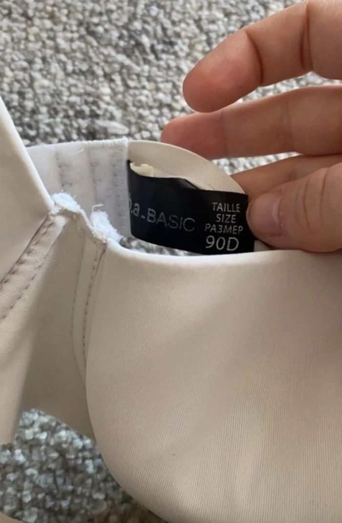 Lot soutien gorges - photo numéro 3