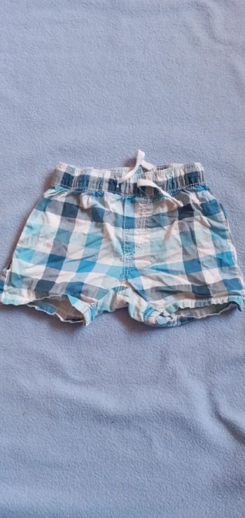 Short H&M taille 74cm