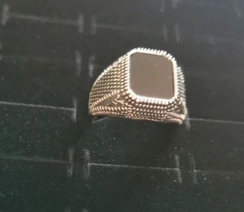 Chevalière homme acier et pierre noire T 11