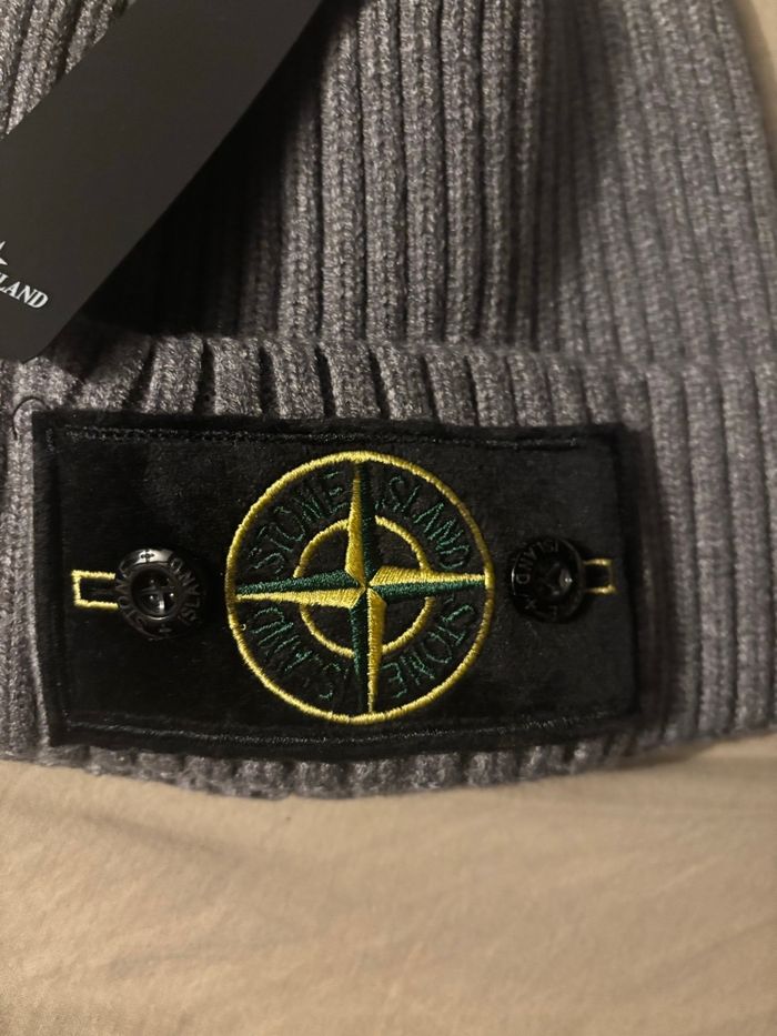 Bonnet gris neuf avec étiquette - photo numéro 3