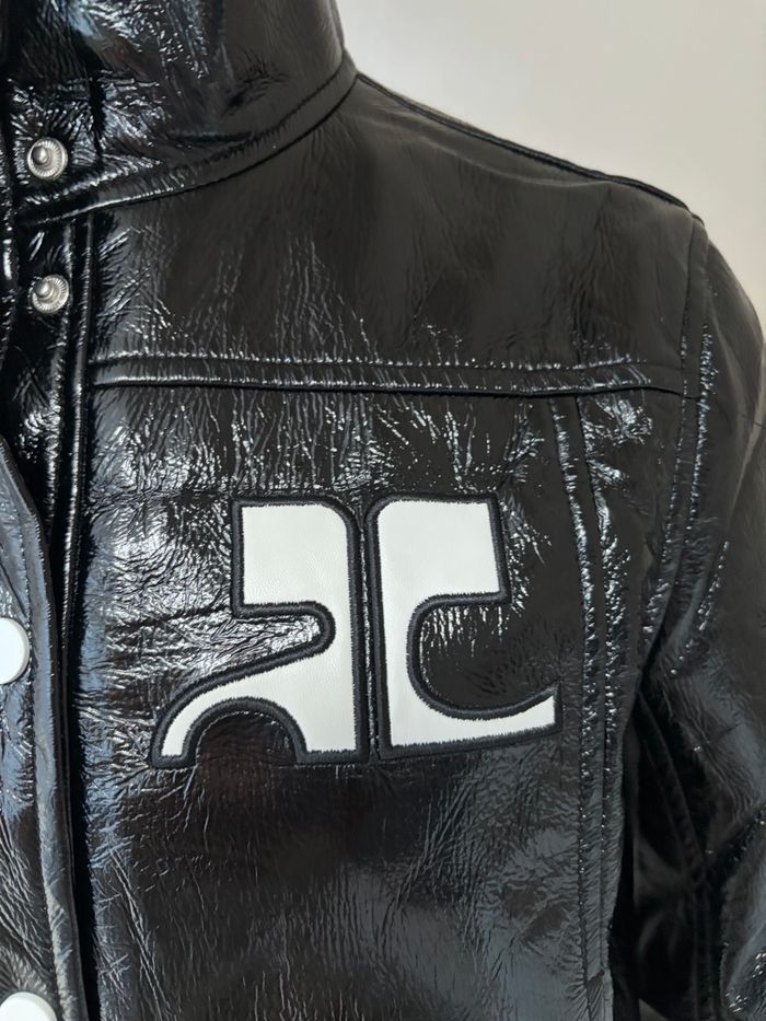 Veste Courrèges iconique en vinyle noir – Taille L (convient à un 38) - photo numéro 2