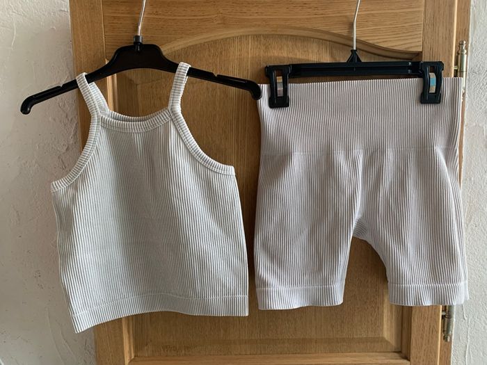 Ensemble sport gris très clair - taille XS