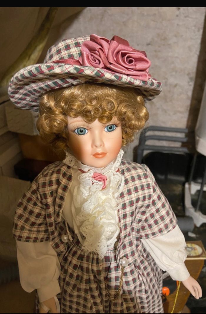 Poupée de collection Camille de Alberon