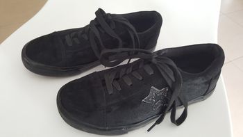 Baskets basses noires T37 fille