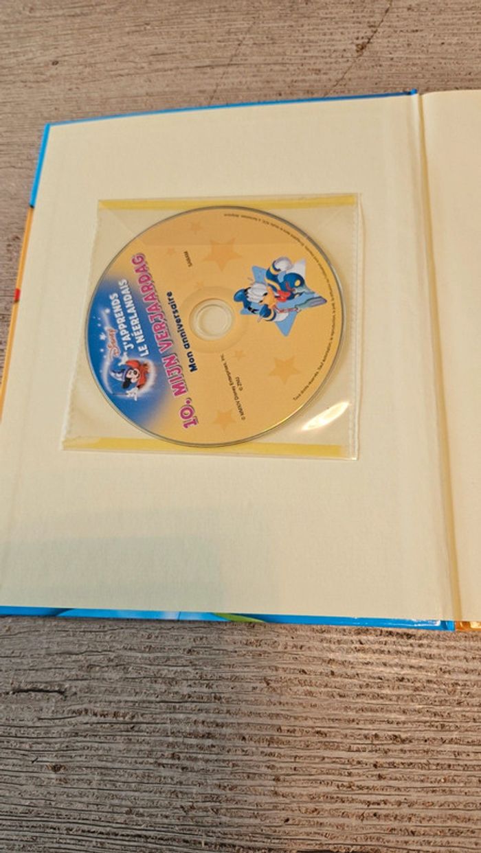 Livre pour enfant + CD en français pour apprendre le néerlandais, Disney, neuf - photo numéro 2